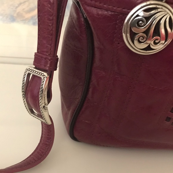 Brighton Crossbody Leather - Picture 4 of 8